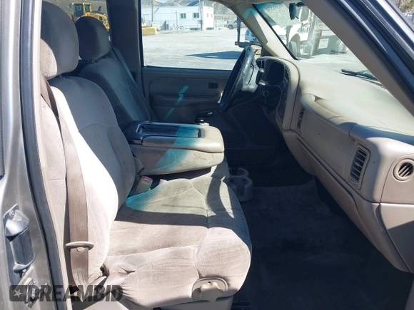 2001 Chevrolet Silverado 1500 LS with VIN 2GCEC19V311267026, listed as a IAAI auction lot 41381574 with Not Provided miles and . Bid and sale history available at DreamBid. Image 5.