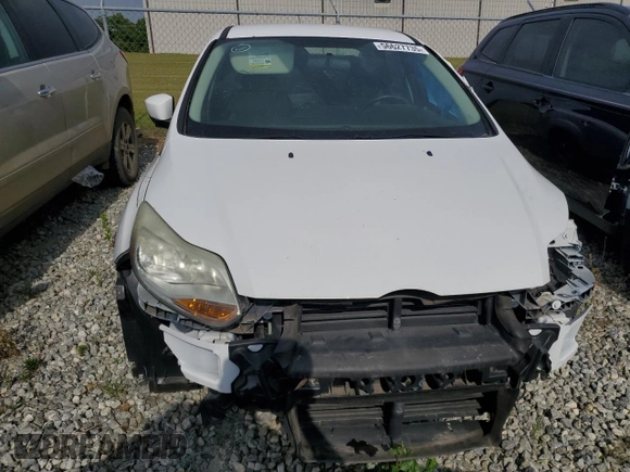 2013 Ford Focus SE with VIN 1FADP3F23DL359358, listed as a Copart auction lot 56627735 with 102,875 mi miles and Non repairable. Bid and sale history available at DreamBid. Image 5.