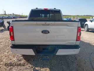2022 Ford F-150 XL z VIN 1FTEW1EP6NKD68369, wystawiony jako IAAI lot #41985108 z przebiegiem 58 464 mil mil oraz . Historia ofert i sprzedaży dostępna na DreamBid. Obrazek 17.