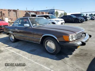 1982 Mercedes-Benz 380 380SL with VIN WDBBA45A4CB013193, listed as a Copart auction lot 47042825 with 107,107 mi miles and Clean Title. Bid and sale history available at carsss.com. Image 4.
