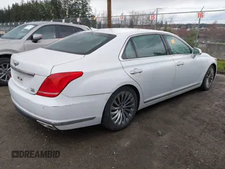 2017 Genesis G90 5.0L Ultimate with VIN KMHG54JH2HU033433, listed as a IAAI auction lot 41786156 with 55,652 mi miles. Bid and sale history available at carsss.com. Image 4.