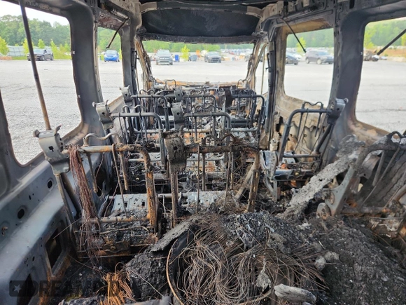 2022 Ford Transit Passenger XL with VIN 1FBAX2C86NKA47790, listed as a Copart auction lot 63018275 with Not provided miles and Non repairable. Bid and sale history available at DreamBid. Image 10.