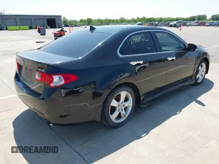 2010 Acura TSX z VIN JH4CU2F66AC021992, wystawiony jako IAAI lot #42412747 z przebiegiem 200 041 mil mil oraz . Historia ofert i sprzedaży dostępna na DreamBid. Obrazek 4.