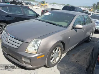 2007 Cadillac STS z VIN 1G6DW677X70117510, wystawiony jako IAAI lot #42061512 z przebiegiem 187 798 mil mil oraz . Historia ofert i sprzedaży dostępna na DreamBid. Obrazek 17.