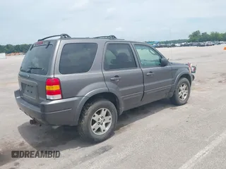 2004 Ford Escape Limited z VIN 1FMCU941X4KA49169, wystawiony jako IAAI lot #42491024 z przebiegiem 310 880 mil mil oraz . Historia ofert i sprzedaży dostępna na DreamBid. Obrazek 4.