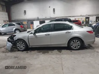 2012 Honda Accord EX-L z VIN 1HGCP3F85CA009624, wystawiony jako IAAI lot #42198643 z przebiegiem 85 790 mil mil oraz . Historia ofert i sprzedaży dostępna na DreamBid. Obrazek 15.