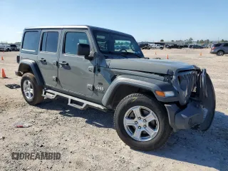 2018 Jeep Wrangler Unlimited Sport S with VIN 1C4HJXDG8JW227693, listed as a Copart auction lot 56694565 with 134,638 mi miles and Salvage title. Bid and sale history available at DreamBid. Image 4.