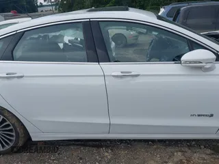2018 Ford Fusion Titanium with VIN 3FA6P0RU9JR206923, listed as a IAAI auction lot 42522204 with Not provided miles and . Bid and sale history available at DreamBid. Image 13.