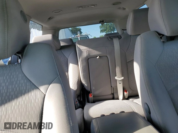 2015 GMC Acadia SLE with VIN 1GKKRNED3FJ311033, listed as a Copart auction lot 58169935 with 92,795 mi miles and Salvage title. Bid and sale history available at DreamBid. Image 10.