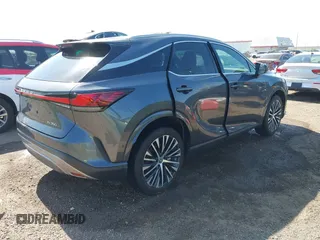 2024 Lexus RX 350 z VIN 2T2BAMBA5RC033402, wystawiony jako IAAI lot #41947126 z przebiegiem Nie podano mil oraz . Historia ofert i sprzedaży dostępna na DreamBid. Obrazek 4.