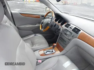2005 Lexus ES 350 z VIN JTHBA30GX55130137, wystawiony jako IAAI lot #42461283 z przebiegiem 241 732 mil mil oraz . Historia ofert i sprzedaży dostępna na DreamBid. Obrazek 5.