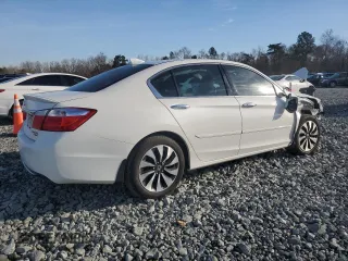 2014 Honda Accord Touring z VIN 1HGCR6F77EA007606, wystawiony jako Copart lot #49678125 z przebiegiem 136 921 mil mil oraz Szkoda całkowita • Salvage title. Historia ofert i sprzedaży dostępna na DreamBid. Obrazek 3.