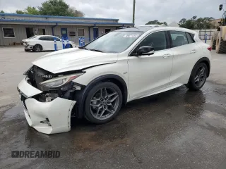 2018 Infiniti QX30 ESSENTIAL with VIN SJKCH5CP2JA047793, listed as a Copart auction lot 49071454 with 43,124 mi miles. Bid and sale history available at carsss.com. Image 1.