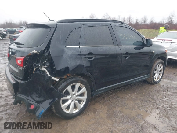 2014 Mitsubishi Outlander Sport SE with VIN 4A4AR4AU3EE012813, listed as a IAAI auction lot 41965067 with 146,236 mi miles. Bid and sale history available at carsss.com. Image 4.