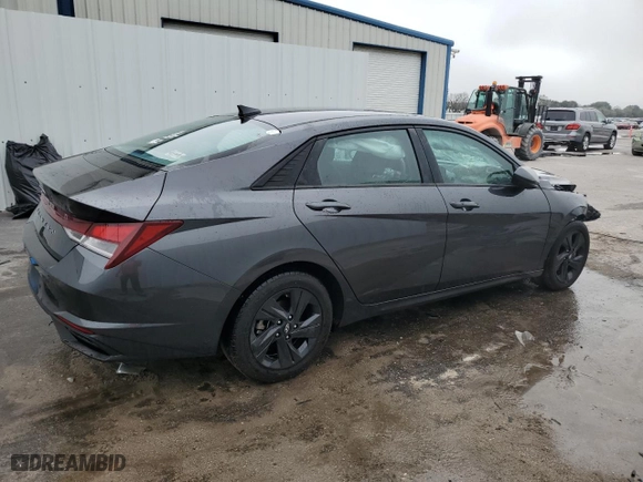 2021 Hyundai Elantra SEL with VIN 5NPLM4AGXMH039871, listed as a Copart auction lot 58135014 with 67,016 mi miles and Clean Title. Bid and sale history available at carsss.com. Image 3.
