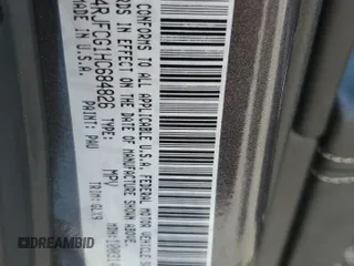 2017 Jeep Grand Cherokee Overland z VIN 1C4RJFCG1HC684826, wystawiony jako Copart lot #59971595 z przebiegiem 101 765 mil mil oraz Szkoda całkowita • Salvage title. Historia ofert i sprzedaży dostępna na DreamBid. Obrazek 14.