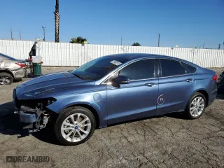 2019 Ford Fusion Energi Titanium with VIN 3FA6P0SU2KR103936, listed as a Copart auction lot 71604112 with 90,017 mi miles. Bid and sale history available at carsss.com. Image 1.