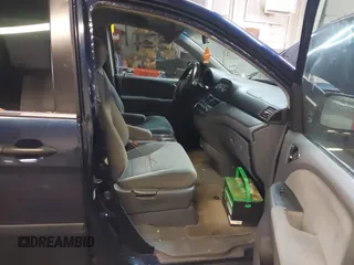 2006 Honda Odyssey LX с VIN 5FNRL38286B028788, выставлен на аукционе IAAI как лот 42282826 с пробегом 163 908 миль миль и . История ставок и продаж доступна на DreamBid. Изображение 5.