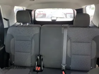 2021 Chevrolet Traverse LT Cloth with VIN 1GNERGKW3MJ184539, listed as a Copart auction lot 60527025 with 117,364 mi miles and Non repairable. Bid and sale history available at DreamBid. Image 10.