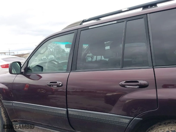2004 Toyota Land Cruiser with VIN JTEHT05J242066695, listed as a IAAI auction lot 41725358 with 226,895 mi miles. Bid and sale history available at carsss.com. Image 14.