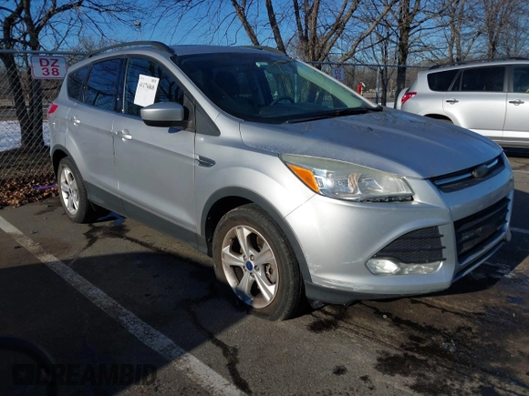 2014 Ford Escape SE with VIN 1FMCU9G97EUC53967, listed as a IAAI auction lot 41176868 with 176,413 mi miles. Bid and sale history available at carsss.com. Image 6.