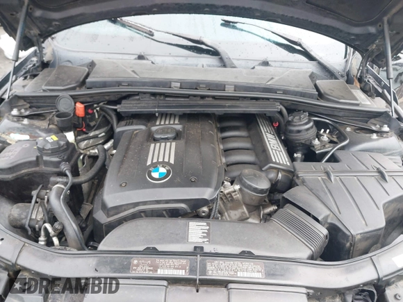 2011 BMW 3 Series 328i z VIN WBAKE5C50BE754680, wystawiony jako IAAI lot #41513376 z przebiegiem 120 624 mil mil oraz . Historia ofert i sprzedaży dostępna na DreamBid. Obrazek 10.