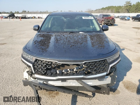 2022 Kia Sorento LX with VIN 5XYRG4LC6NG076825, listed as a Copart auction lot 46995135 with 75,882 mi miles and Salvage Title. Bid and sale history available at carsss.com. Image 5.