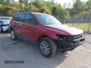 2018 Volkswagen Tiguan S с VIN 3VV1B7AX8JM027594, выставлен на аукционе IAAI как лот 41987169 с пробегом 96 807 миль миль и . История ставок и продаж доступна на DreamBid. Изображение 1.