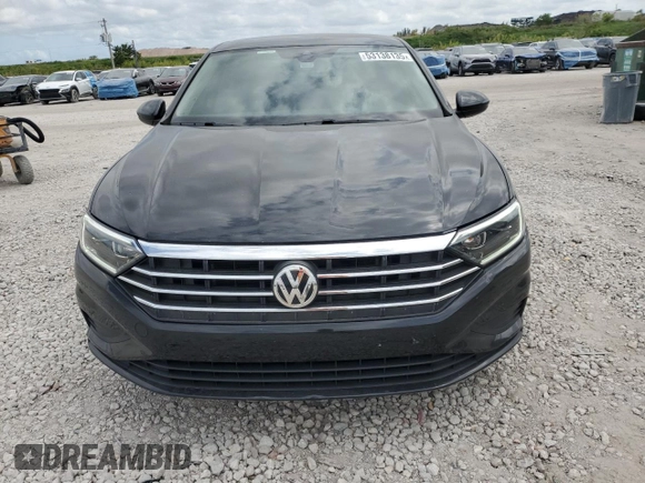 2019 Volkswagen Jetta SEL z VIN 3VWEB7BU8KM217902, wystawiony jako Copart lot #53138135 z przebiegiem 59 985 mil mil oraz Nie do naprawy • Non repairable. Historia ofert i sprzedaży dostępna na DreamBid. Obrazek 5.