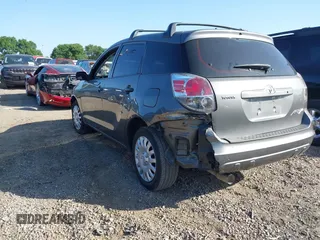 2007 Toyota Matrix STD z VIN 2T1KR32E17C641134, wystawiony jako IAAI lot #41996685 z przebiegiem 108 718 mil mil oraz . Historia ofert i sprzedaży dostępna na DreamBid. Obrazek 3.