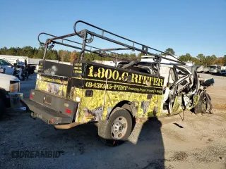 2015 GMC Sierra 2500HD available WiFi with VIN 1GD12XEG5FF582739, listed as a Copart auction lot 82648444 with 0 mi miles and Salvage Title. Bid and sale history available at carsss.com. Image 4.