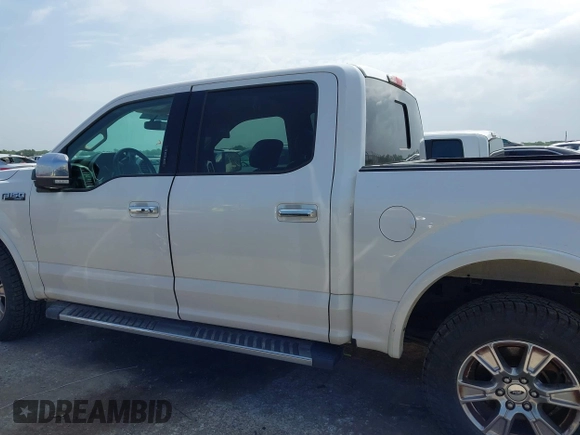2017 Ford F-150 XL z VIN 1FTEW1EF9HKC96062, wystawiony jako IAAI lot #42524446 z przebiegiem 216 466 mil mil oraz . Historia ofert i sprzedaży dostępna na DreamBid. Obrazek 14.