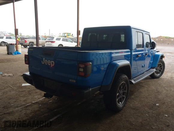 2020 Jeep Gladiator Overland with VIN 1C6HJTFG6LL212997, listed as a IAAI auction lot 41952950 with 60,803 mi miles and . Bid and sale history available at DreamBid. Image 4.
