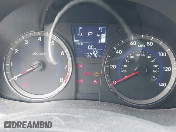 2015 Hyundai Accent Sport with VIN KMHCU5AE5FU233054, listed as a IAAI auction lot 41932298 with 70,278 mi miles. Bid and sale history available at carsss.com. Image 7.
