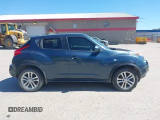 2013 Nissan Juke S with VIN JN8AF5MR2DT220192, listed as a IAAI auction lot 42114431 with 200,651 mi miles. Bid and sale history available at carsss.com. Image 14.