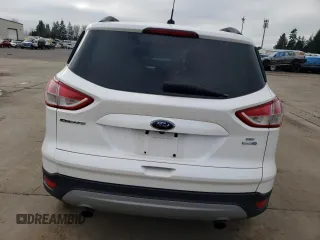 2014 Ford Escape SE with VIN 1FMCU9GX2EUB46825, listed as a Copart auction lot 44631105 with 133,827 mi miles and Salvage Title. Bid and sale history available at carsss.com. Image 6.