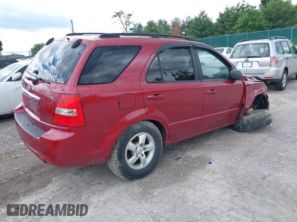 2008 Kia Sorento LX z VIN KNDJC735485819264, wystawiony jako IAAI lot #42193882 z przebiegiem 165 377 mil mil oraz . Historia ofert i sprzedaży dostępna na DreamBid. Obrazek 4.