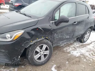 2019 Chevrolet Trax LT with VIN KL7CJPSB6KB873807, listed as a IAAI auction lot 41555685 with 120,844 mi miles. Bid and sale history available at carsss.com. Image 6.