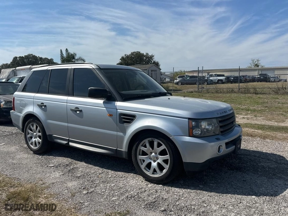 2008 Land Rover Range Rover Sport HSE with VIN SALSK25428A171759, listed as a Copart auction lot 44412615 with 169,102 mi miles and Clean Title. Bid and sale history available at carsss.com. Image 1.