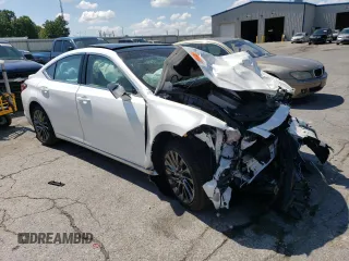 2024 Lexus ES 350 Luxury with VIN 58AEZ1B19RU176840, listed as a Copart auction lot 70298934 with Not provided miles and Salvage title. Bid and sale history available at DreamBid. Image 4.