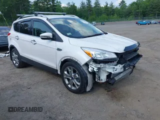 2016 Ford Escape Titanium z VIN 1FMCU9J92GUB18164, wystawiony jako IAAI lot #42393522 z przebiegiem 107 519 mil mil oraz . Historia ofert i sprzedaży dostępna na DreamBid. Obrazek 1.