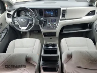 2016 Toyota Sienna LE AAS с VIN 5TDKK3DC4GS754504, выставлен на аукционе Copart как лот 58008315 с пробегом 83 519 миль миль и Списание • Salvage title. История ставок и продаж доступна на DreamBid. Изображение 8.