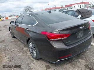 2015 Hyundai Genesis 3.8L with VIN KMHGN4JEXFU042724, listed as a IAAI auction lot 41995113 with 144,194 mi miles. Bid and sale history available at carsss.com. Image 3.