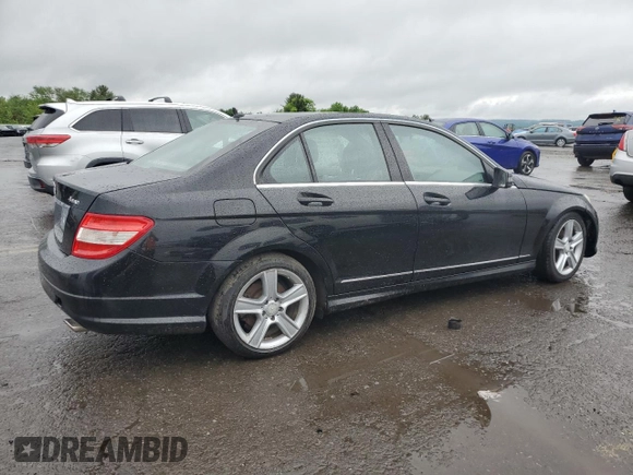 2011 Mercedes-Benz C 300 Sport z VIN WDDGF8BB3BR166303, wystawiony jako Copart lot #57114595 z przebiegiem 104 918 mil mil oraz Tytuł czysty. Historia ofert i sprzedaży dostępna na DreamBid. Obrazek 3.