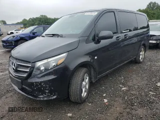 2018 Mercedes-Benz Metris Passenger z VIN WD4PG2EEXJ3413754, wystawiony jako Copart lot #61470415 z przebiegiem 201 761 mil mil oraz Czysty tytuł • Clean title. Historia ofert i sprzedaży dostępna na DreamBid. Obrazek 1.