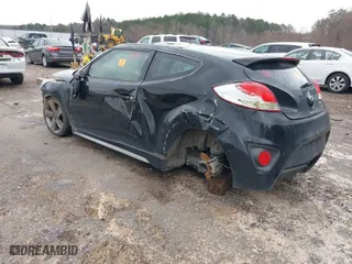2013 Hyundai Veloster Turbo w/Black Int with VIN KMHTC6AE3DU100962, listed as a IAAI auction lot 41575187 with 1 mi miles. Bid and sale history available at carsss.com. Image 3.