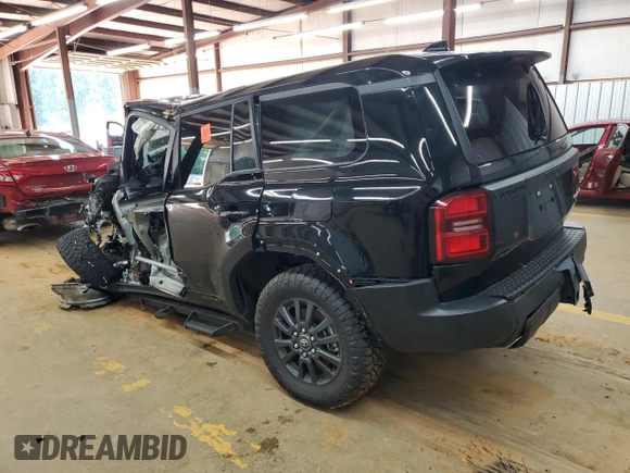 2024 Toyota Land Cruiser z VIN JTEABFAJXRK006314, wystawiony jako Copart lot #57023965 z przebiegiem Nie podano mil oraz Czysty tytuł • Clean title. Historia ofert i sprzedaży dostępna na DreamBid. Obrazek 2.
