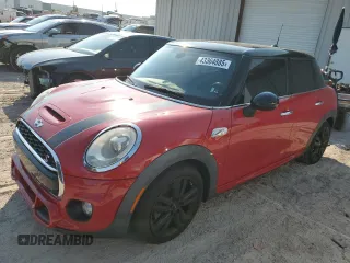 2017 MINI Hardtop 4 Door Cooper S z VIN WMWXU3C56H2D32553, wystawiony jako Copart lot #43364885 z przebiegiem 51 659 mil mil oraz Szkody całkowita. Historia ofert i sprzedaży dostępna na DreamBid. Obrazek 1.