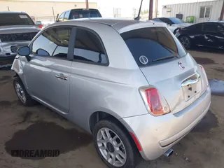2012 FIAT 500 Pop z VIN 3C3CFFAR4CT288760, wystawiony jako IAAI lot #42487469 z przebiegiem 136 962 mil mil oraz . Historia ofert i sprzedaży dostępna na DreamBid. Obrazek 3.