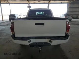 2005 Toyota Tacoma PreRunner with VIN 3TMKU72N15M003377, listed as a Copart auction lot 58870615 with 235,816 mi miles and Salvage title. Bid and sale history available at DreamBid. Image 6.
